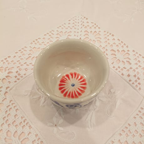 ベトナム バッチャン焼き 湯呑み茶碗 菊柄(青)