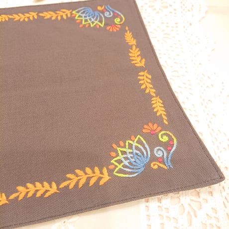 ベトナム手刺繍マット グラデーション(茶)