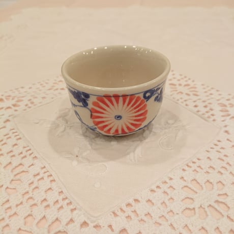 ベトナム バッチャン焼き 湯呑み茶碗 菊柄(青)