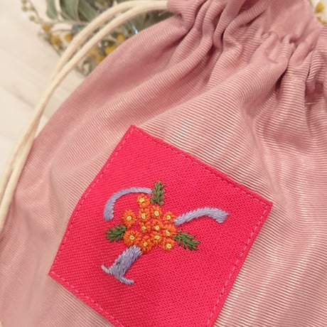 手刺繍イニシャルY 巾着