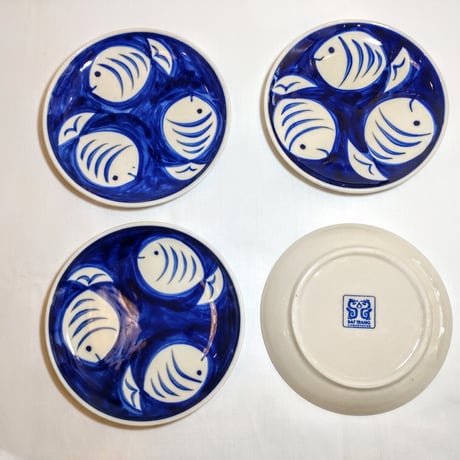 Set of 4 small plates with round fish pattern, high quality Bat Trang ware