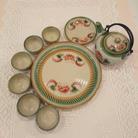 Vietnam Bat Trang ware tea set with green peony border