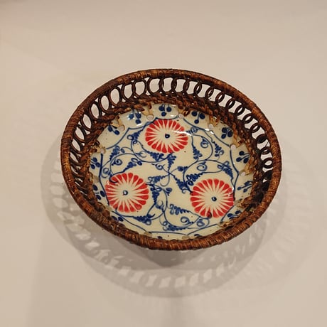 Small bowl with rattan, Vietnam, Bat Trang ware